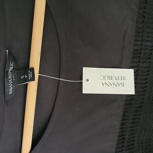 Banana Republic edgy embroidered top, sheer, cover up, net top, beach top, pool - Picture 4 of 7